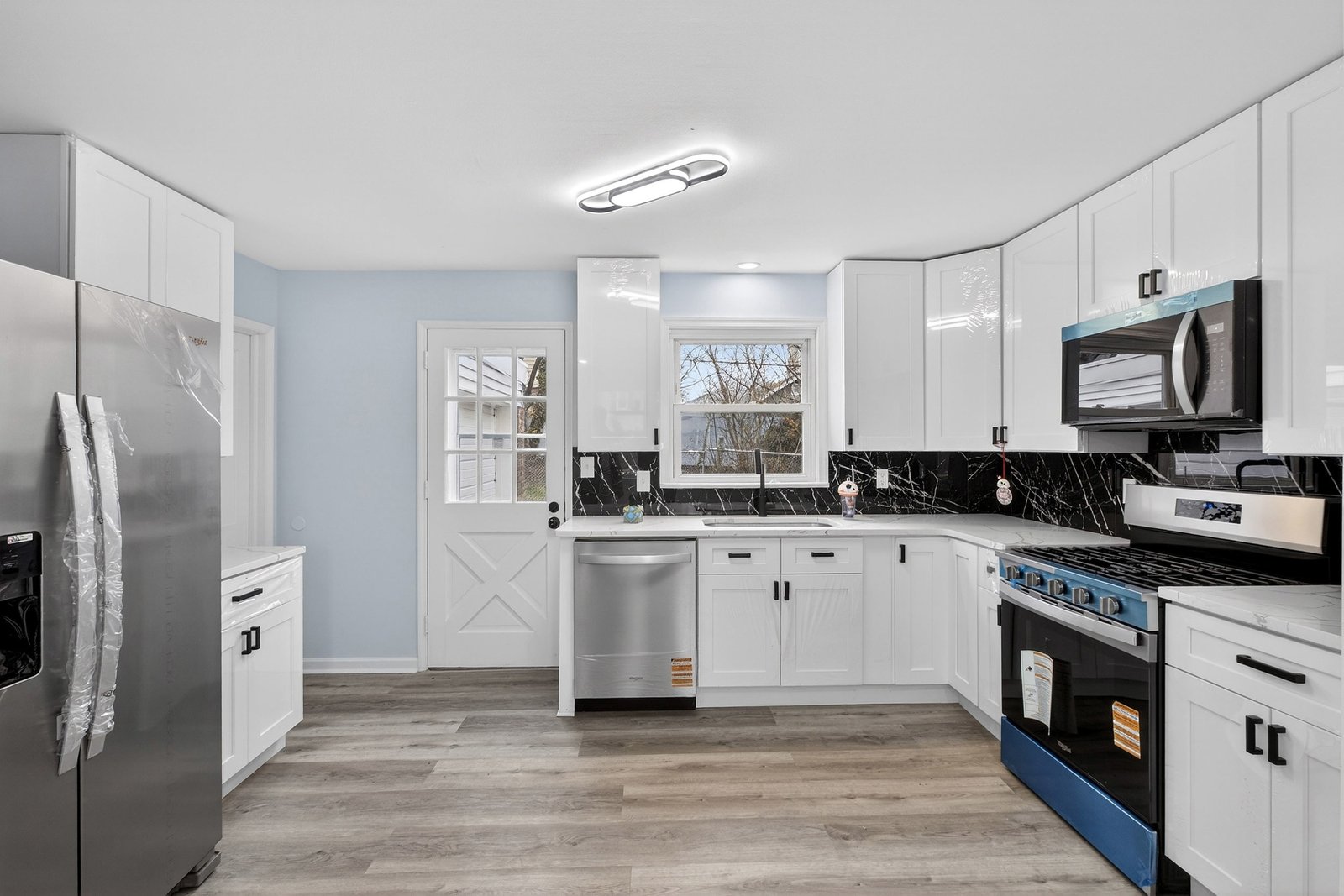 15_249 pinehurst rd-21